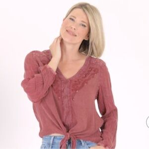 Nostalgia Women's Embroidered Tie Hem Top NWT in M